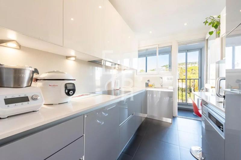 Appartement - 105 m² - 3 pièces