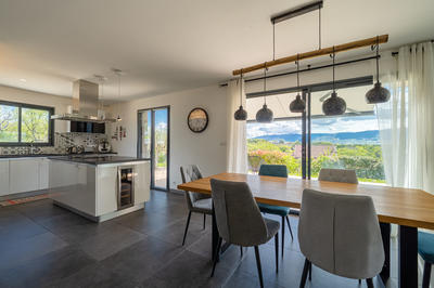 Maison - 173 m² - 6 pièces