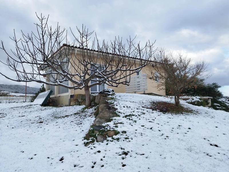 Maison - 94 m² - 6 pièces