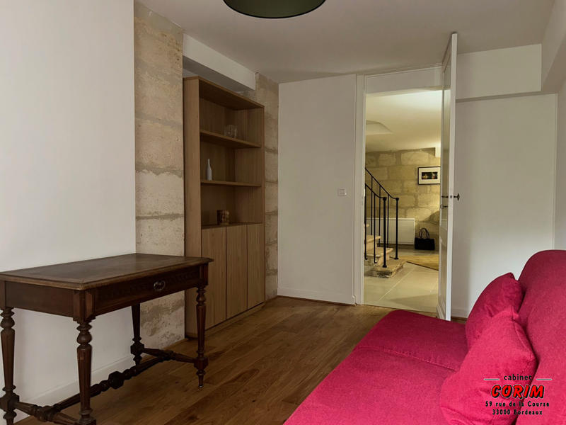 Appartement - 82 m² - 3 pièces