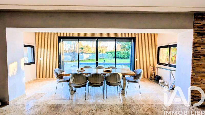 Maison - 130 m² - 5 pièces