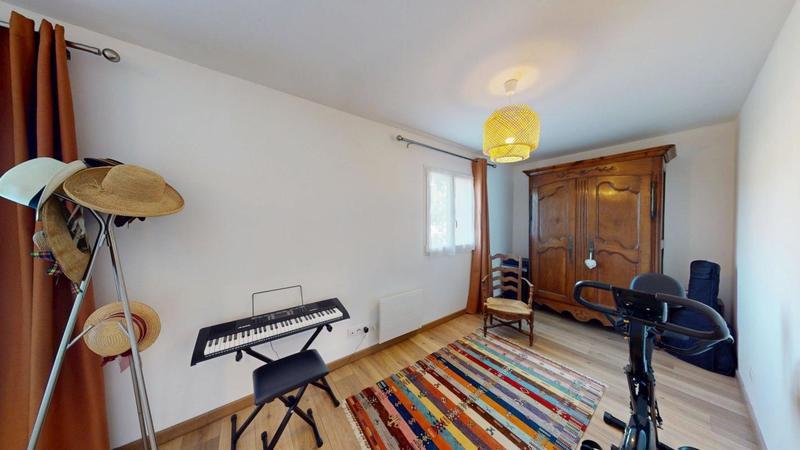 Maison - 110 m² - 6 pièces