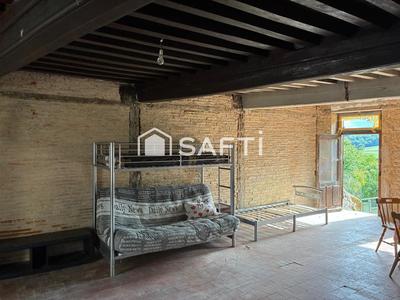 Maison - 55 m² - 6 pièces