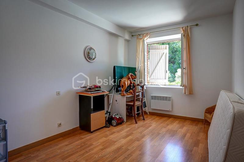 Appartement - 600 m² - 10 pièces