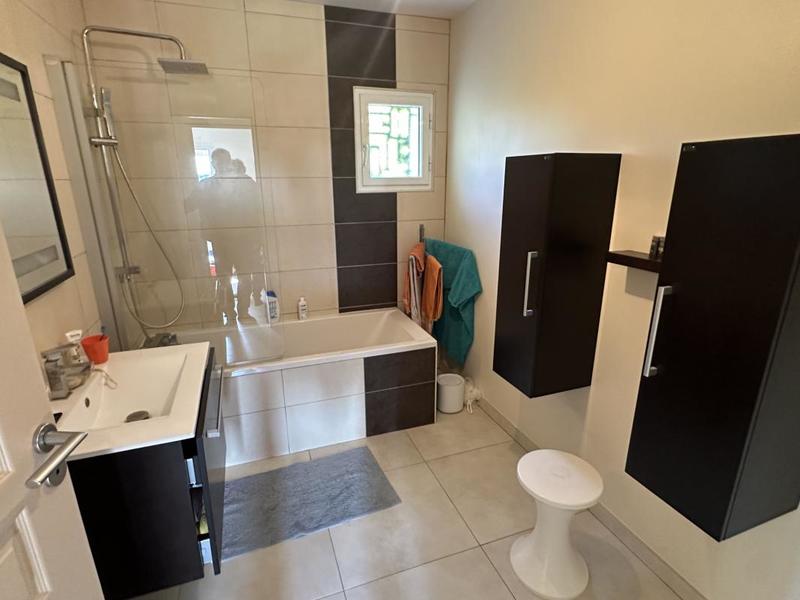 Villa - 147 m² - 8 pièces