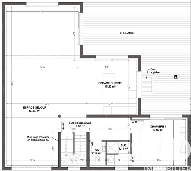 Maison - 227 m² - 7 pièces