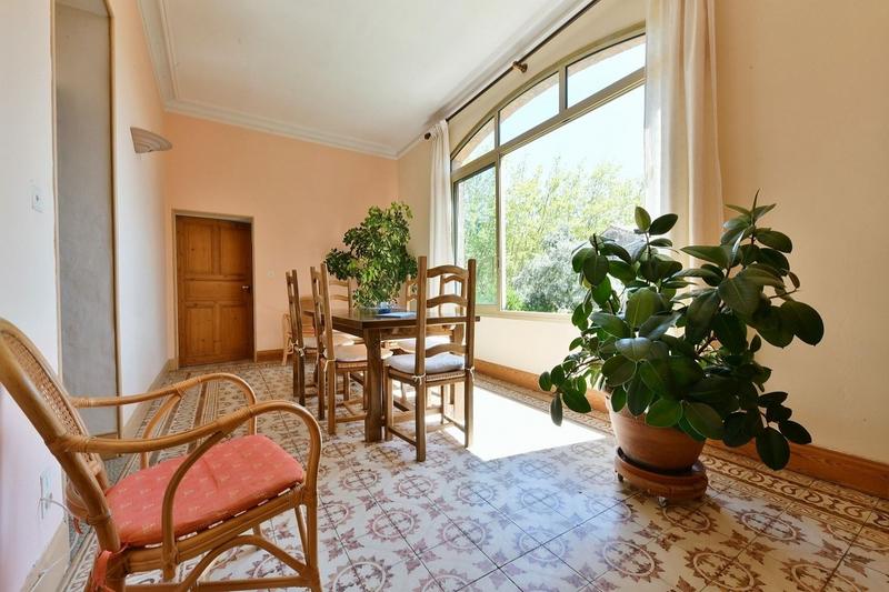 Maison en pierre - 274 m² - 11 pièces