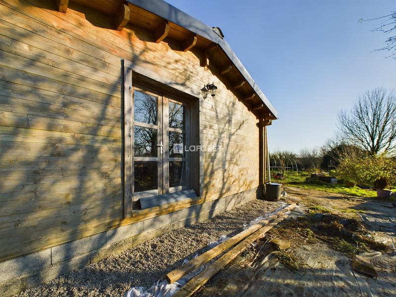 Maison - 80 m² - 3 pièces