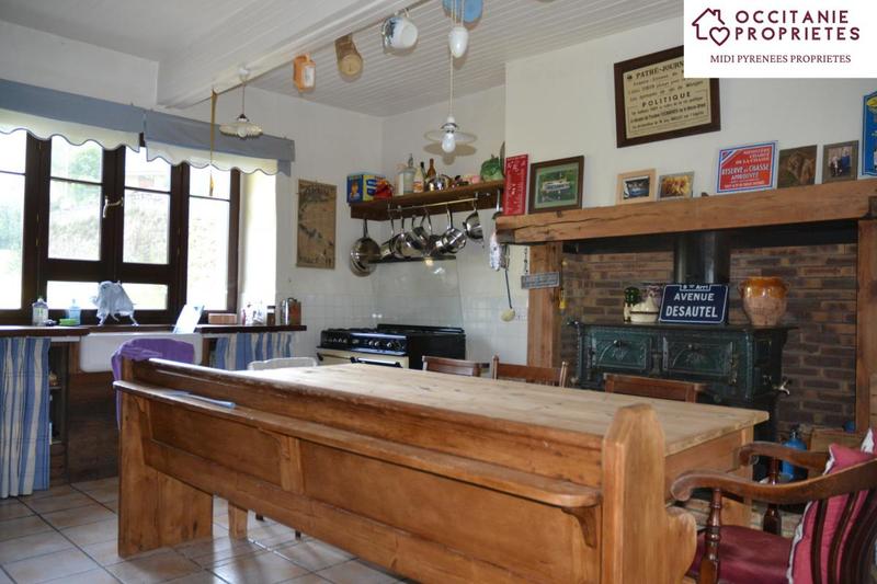 Propriété - 200 m² - 9 pièces