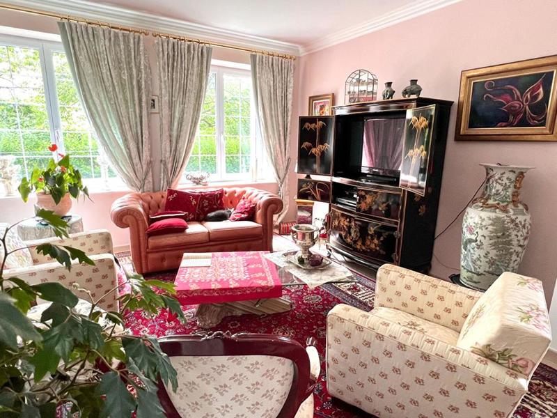 Immeuble - 340 m² - 11 pièces