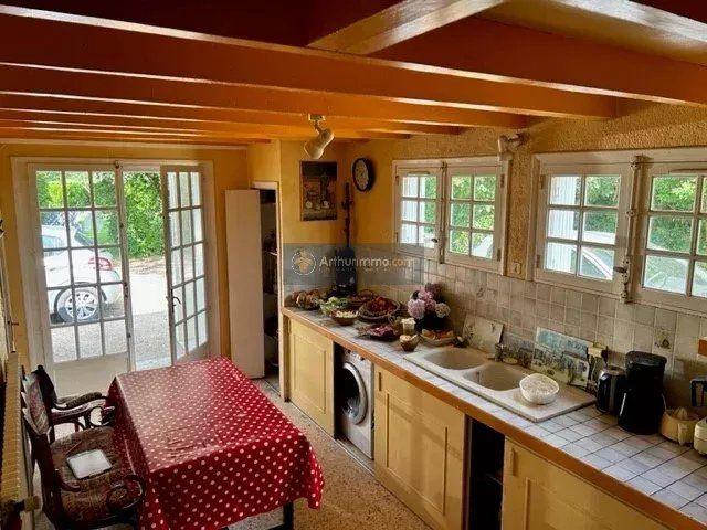 Maison - 137 m² - 5 pièces