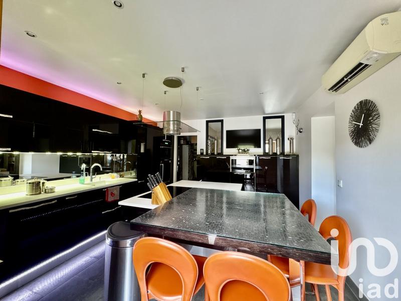 Maison - 520 m² - 19 pièces