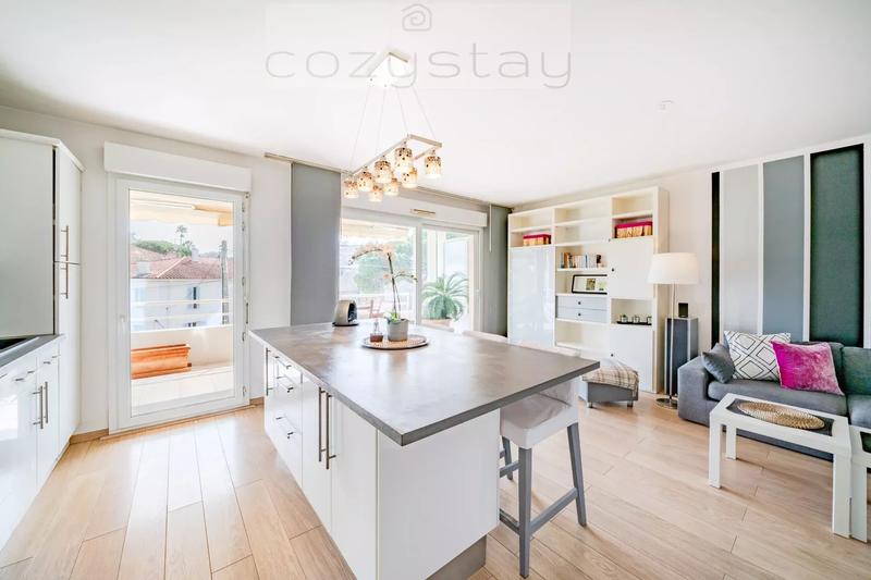 Appartement - 49 m² - 2 pièces