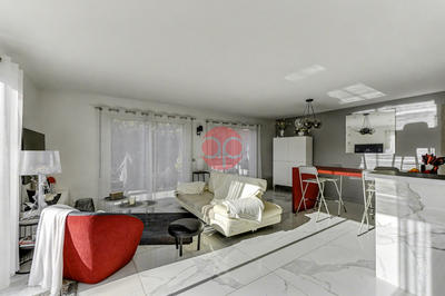 Maison - 146 m² - 5 pièces