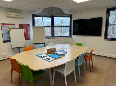 Bureau - 150 m² - 5 pièces