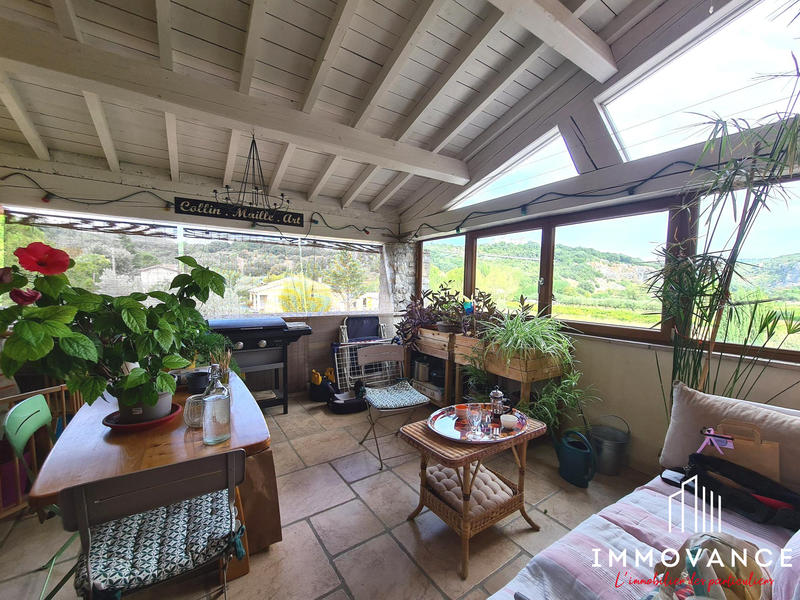 Appartement - 93 m² - 5 pièces