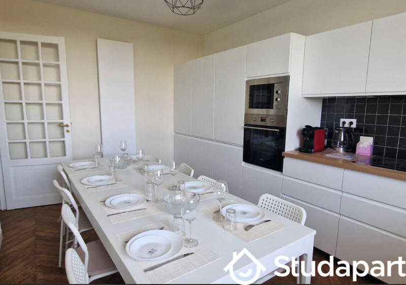 Chambre - 13 m² - 1 pièce