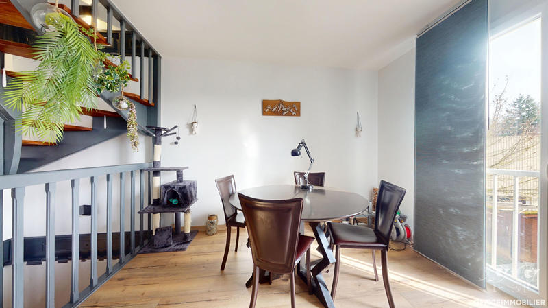 Maison - 105 m² - 5 pièces