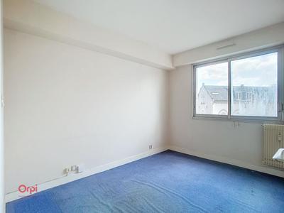 Appartement - 98 m² - 5 pièces