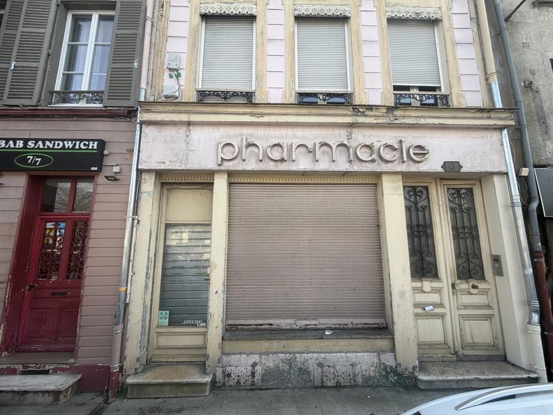 Local commercial - 121 m²