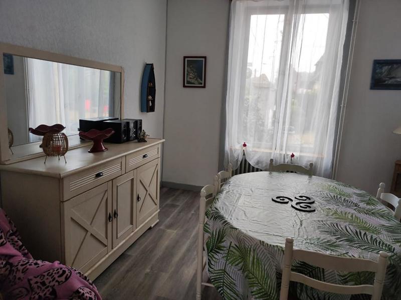 Maison - 320 m² - 11 pièces