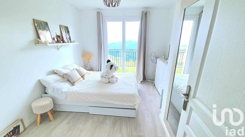 Maison - 143 m² - 5 pièces