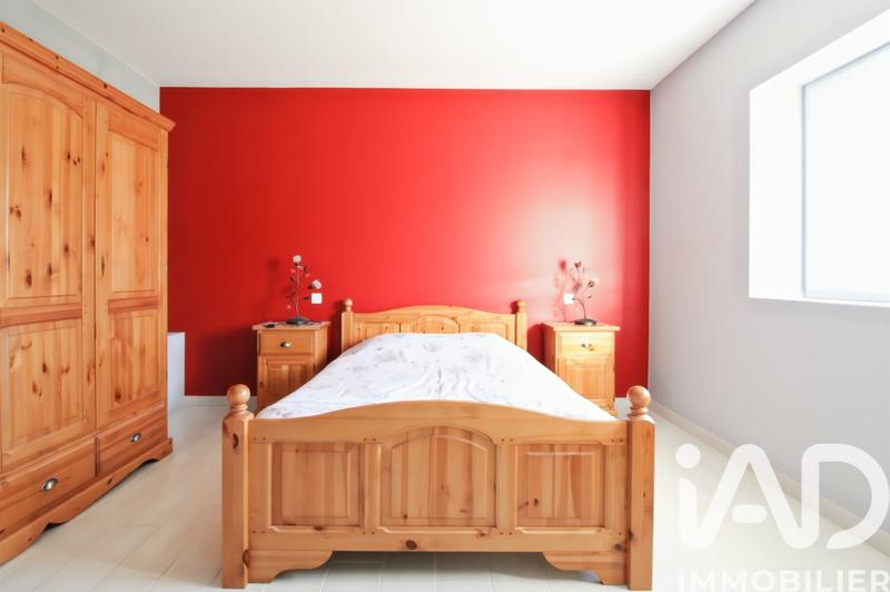 Maison - 235 m² - 7 pièces