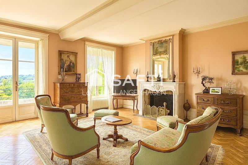 Maison de maîtres - 200 m² - 9 pièces