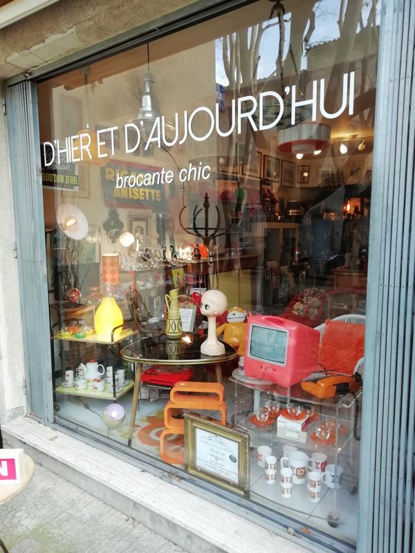 Brocante Dhier et d'Aujourd'Hui sur Avignon Intra-muros