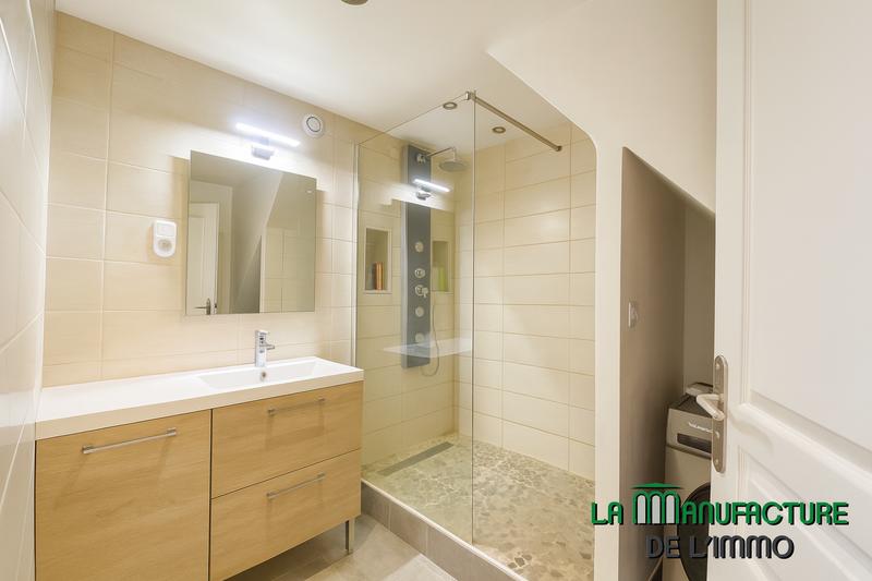 Appartement - 77 m² - 4 pièces