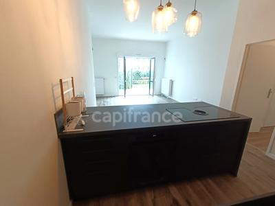 Appartement - 84 m² - 4 pièces