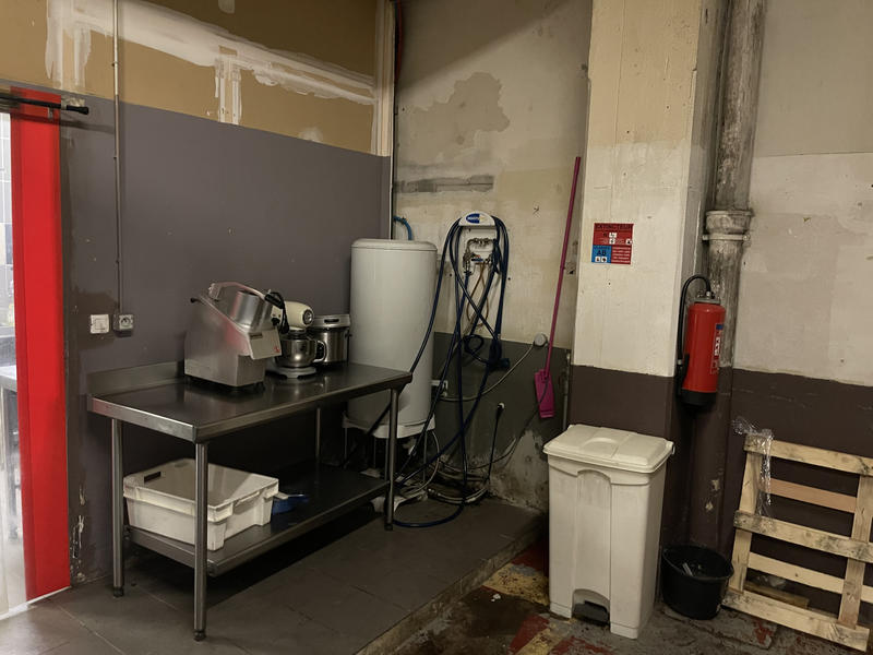 Fonds de commerce - Magasins - 230 m²