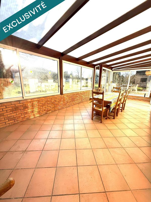 Maison - 240 m² - 8 pièces