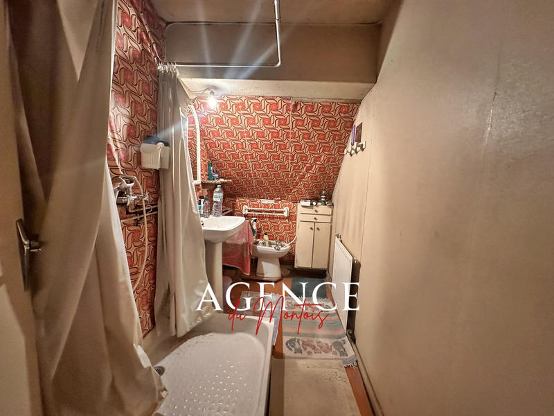 Maison - 169 m² - 10 pièces