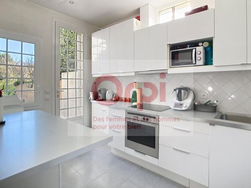 Maison - 140 m² - 7 pièces