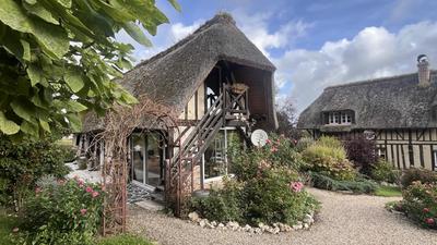 Propriété - 300 m² - 10 pièces