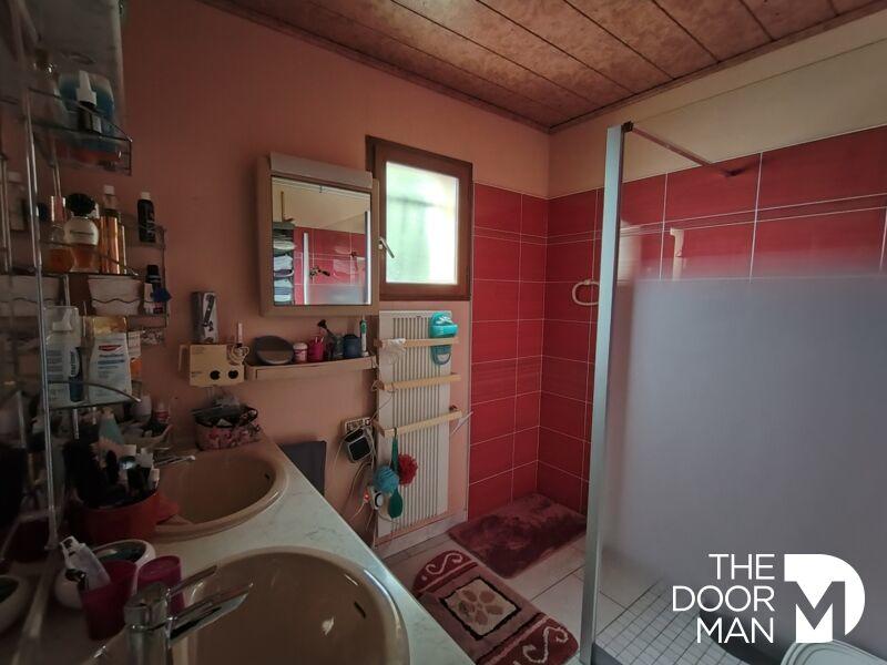 Maison traditionnelle - 117 m² - 6 pièces