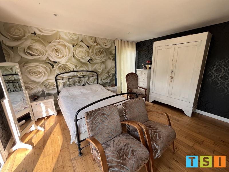 Maison - 151 m² - 6 pièces