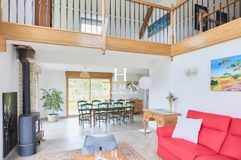 Maison - 177 m² - 7 pièces