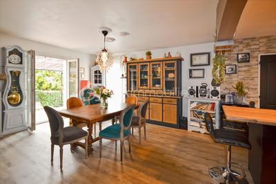 Maison - 111 m² - 5 pièces