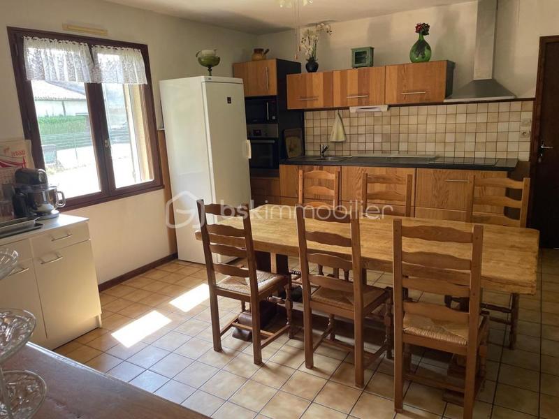 Maison - 121 m² - 6 pièces