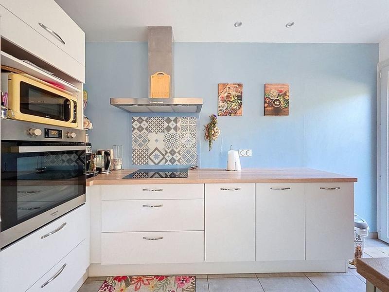 Maison - 92 m² - 4 pièces