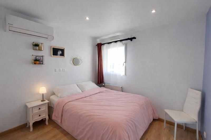 Maison - 94 m² - 5 pièces