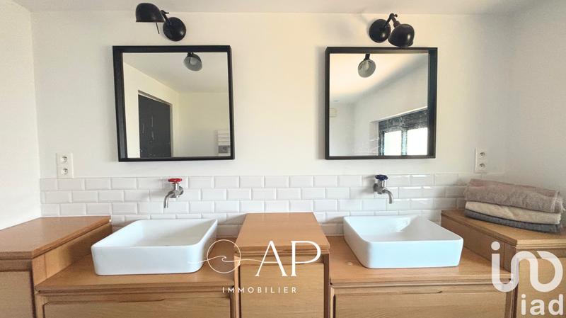 Maison - 181 m² - 7 pièces