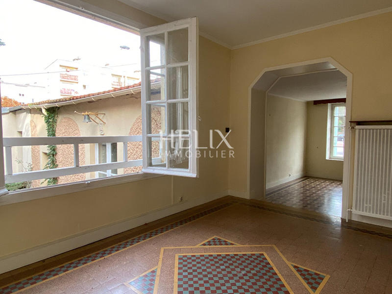 Maison - 108 m² - 6 pièces