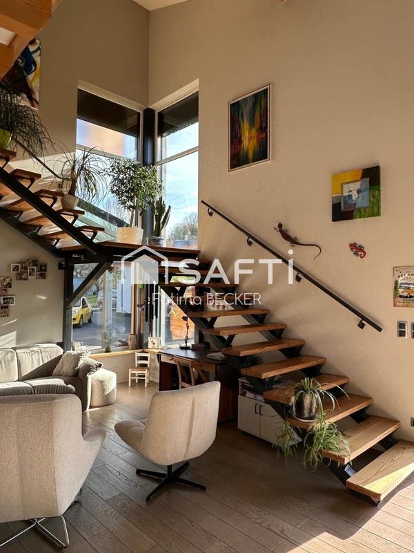 Maison - 255 m² - 8 pièces