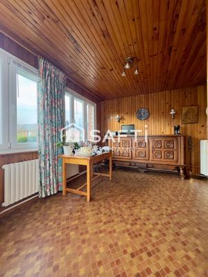 Maison - 90 m² - 5 pièces