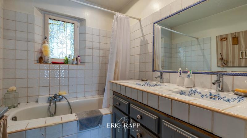 Maison - 133 m² - 6 pièces