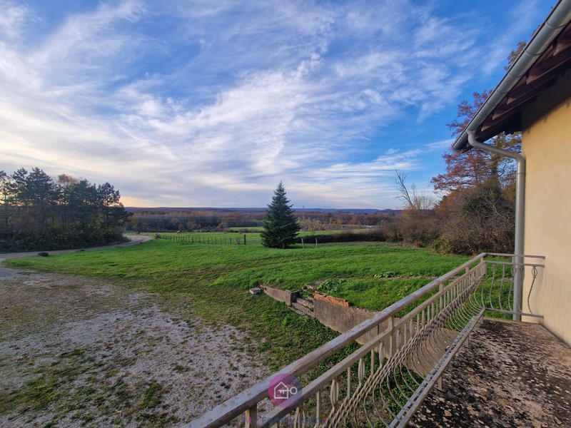 Propriété - 124 m² - 6 pièces