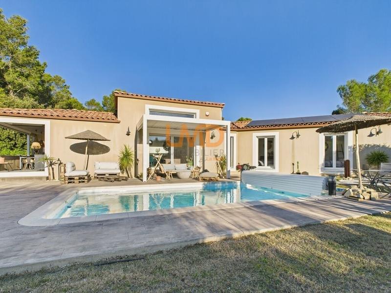 Propriété - 139 m² - 5 pièces